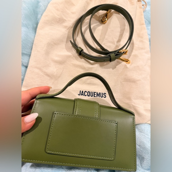 Jacquemus Olive Mini Bag with Gold Accents - Picture 5 of 7